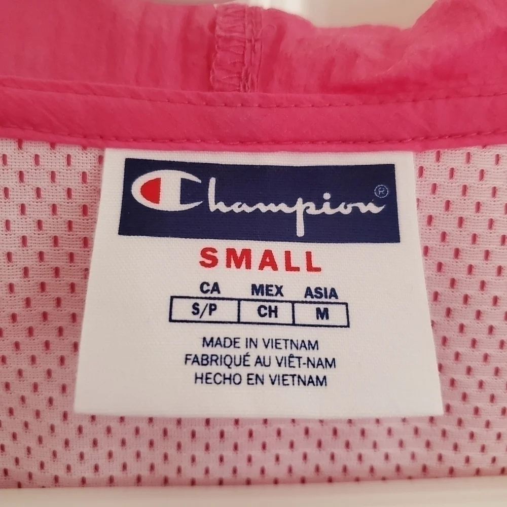 Champion Men's Colorblock Manorak 2.0 size Small in Blue Horizon/Reef Pink/White
